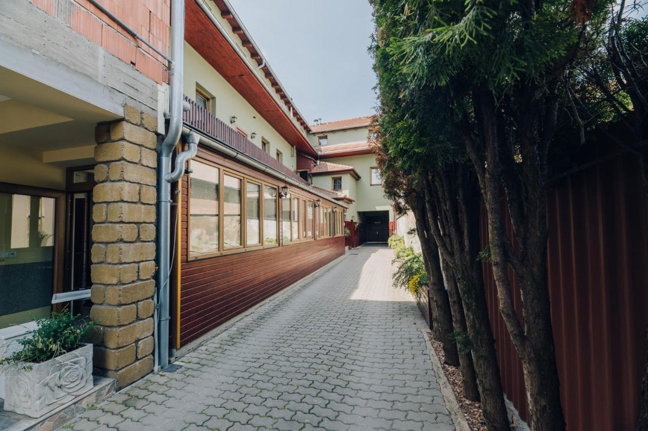 Point Pension Brno Exterior foto